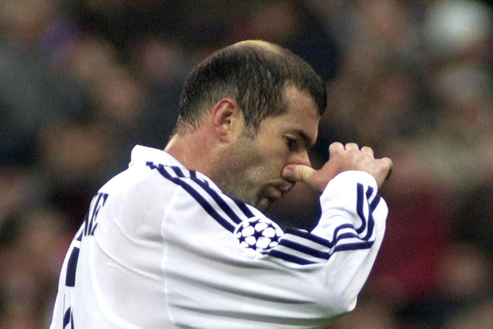 Zidane&rsquo;s hair in 2002