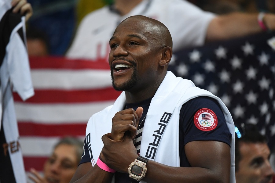 Floyd Mayweather Hair Transplant Featured Image