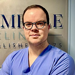 Dr Peter Thomas